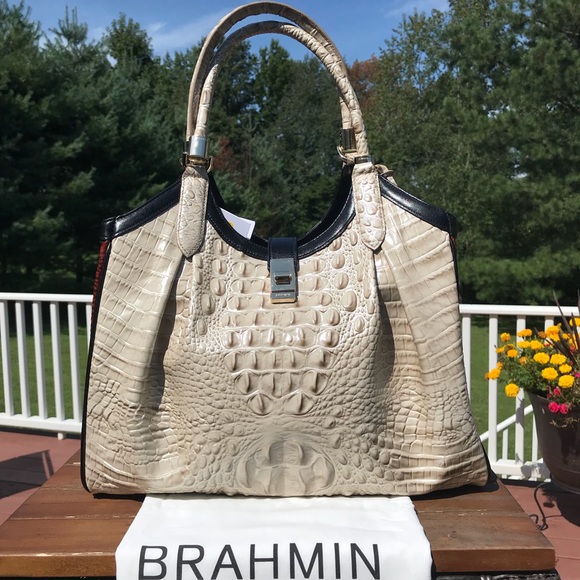 Brahmin Handbags - 🖤Sold🖤Brahmin Celia Shoulder Bag